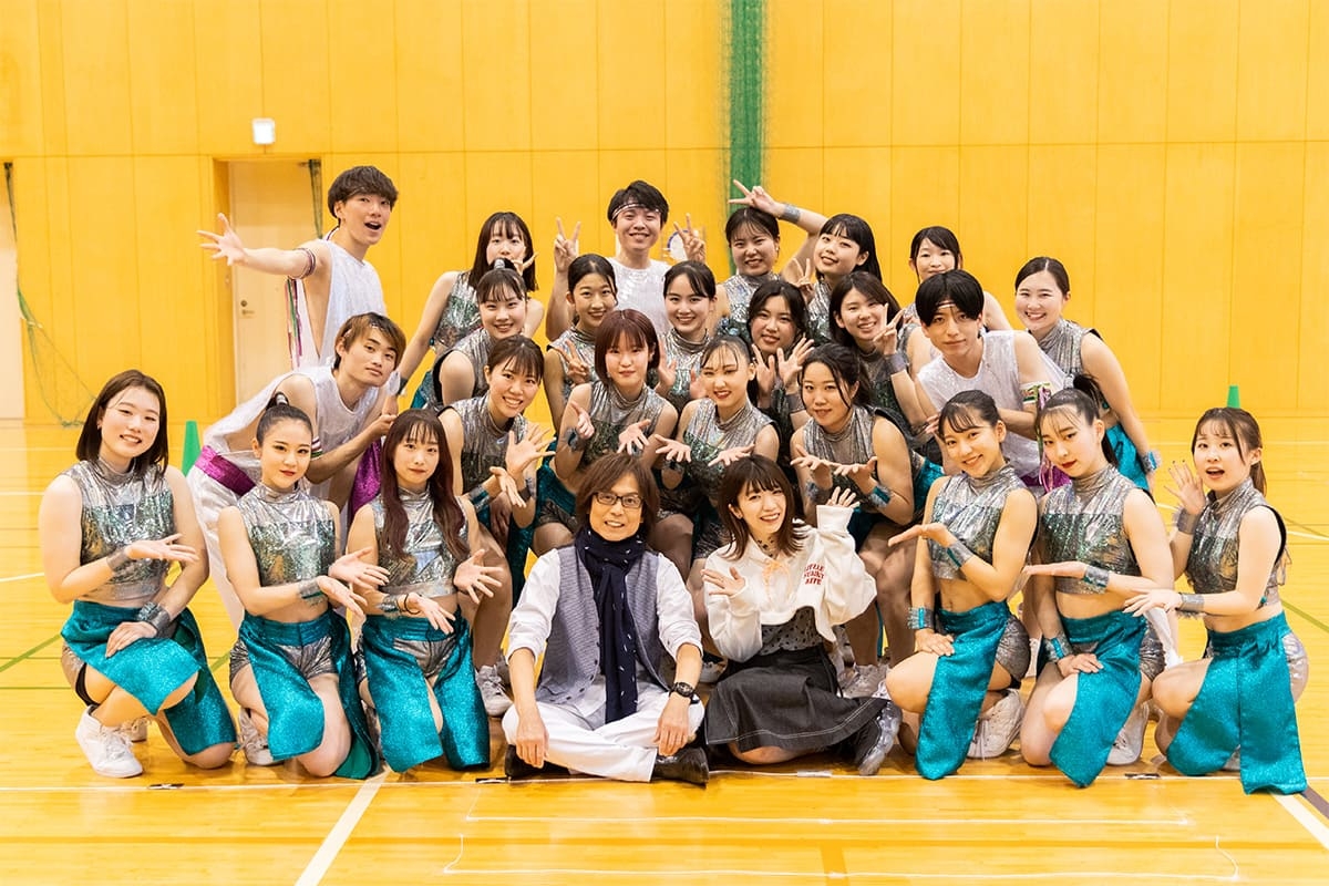 つんく♂プロデュースがすごい！でか美ちゃん、KINDAI WELCOMESの入学式リハーサルに潜入し、大感動！ | Kindai Picks