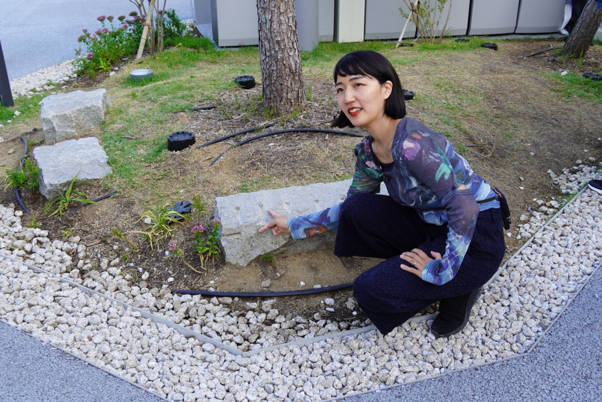 竹村さんと「残念石」