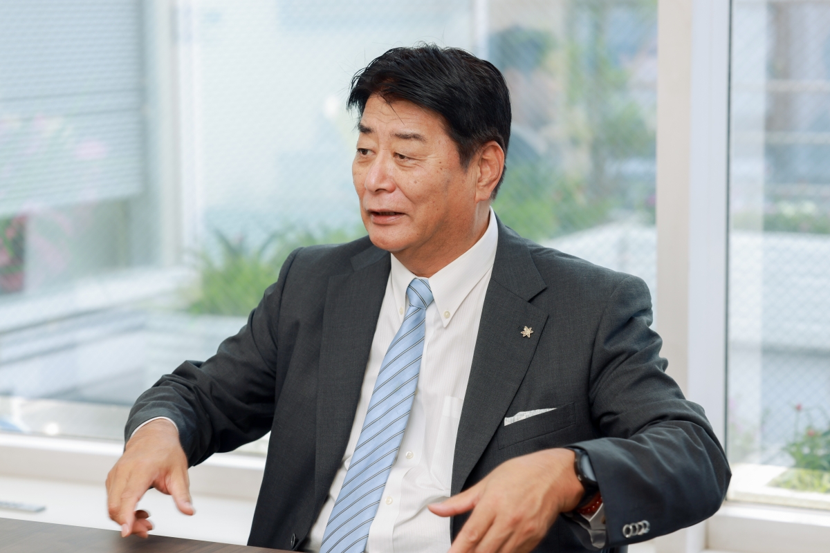 井上社長 トーク中の様子